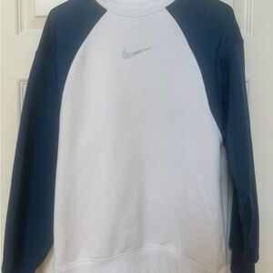 Nike White and Blue Sweater